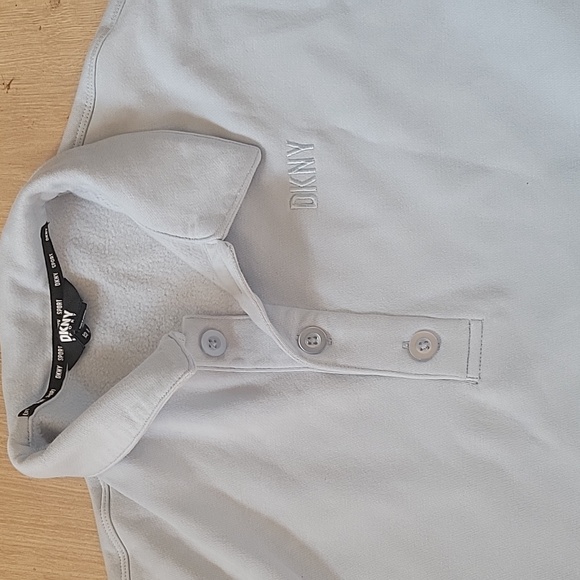 Dkny crop top - Picture 3 of 3